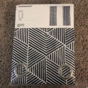 Nunnerort: IKEA curtain